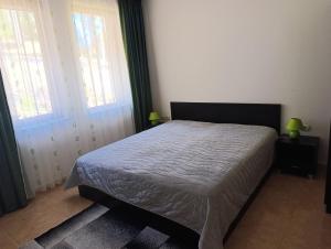 Весела Ваканция, Гранд Манастира Пампорово