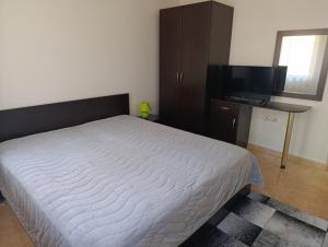 Весела Ваканция, Гранд Манастира Пампорово