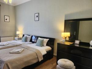 SALE! 75 sqm Old Tbilisi Daily&Monthly 1-BD Apt