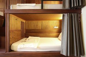 Hogwortz Hostel & Tour