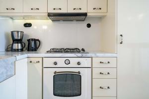 City Panorama Studio by ΜΡS