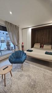 Stay with Andrea&Samantha