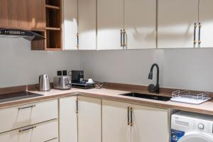 شقة بتصميم مودرن بالقرب من جسر الملك فهد -الخبر