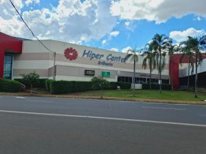 bairro Vila Carvalho - casa grande 4 quartos - garagem para 4 carros