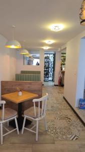 Freyja Hostal Boutique - Café Bistró