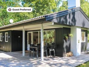 6 person holiday home in Hadsund-By Traum