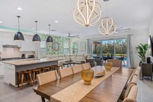 W475 - The Modern Beach Villa