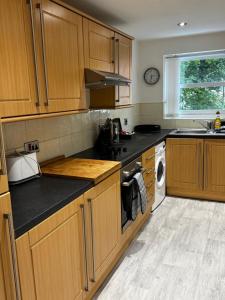 No 4 AT SANDRINGHAM - LARGE 2 BED NEAR SEFTON PARK