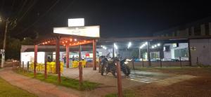 bairro Jardim Petrópolis - casa 3 quartos e 3 banheiros