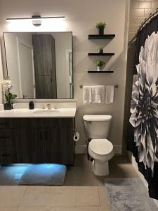 City-View Luxe Stay 7 Mins to Mercedes-Benz