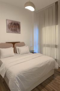 Sunlit Comfort-Designer Flat In Privado Madianty
