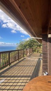 海を眺めるログハウス カマカーマAwaji