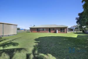 12 Pelican Way