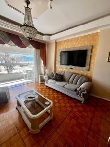 Fantástico apartamento Frente ao mar em Balneário Camboriú