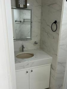 Hermosa Suite a Pie de Playa en Acapulco