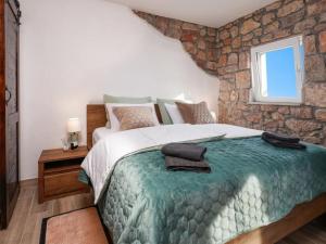 Ana s Stone House Jur i Kali with the Pool