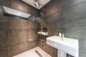 Hotel Yaja Sasang Terminal