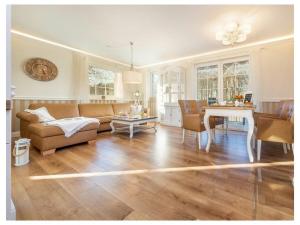 Villa Strandblick 11