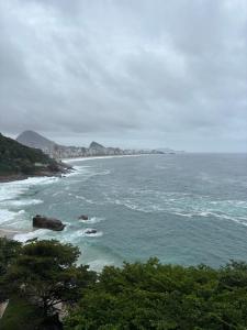 Vista para o mar em apartamento super moderno