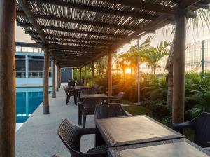 Beachfront house in Acapulco beach club