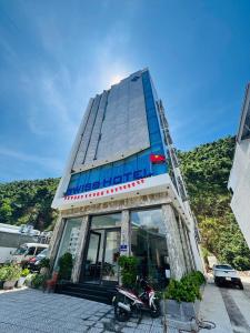 Cát Bà Swiss Hotel