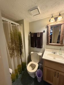 Cozy Vacation Rental for 14 Guests on Lake Cumberland in Kentucky