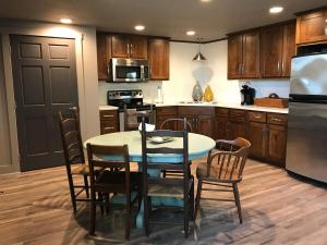 Stunning Rustic Converted Barn Country Getaway near Wabash, Indiana