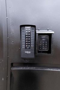 113-Studio Amplo e completo com ar condicionado prox UEL