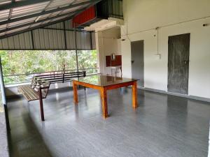 whisperingstrems RIVER view homestay