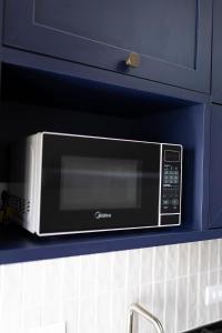 107-Studio compacto, moderno, climatizado perto da UEL