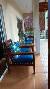 Skyline View Garden Apartment