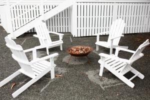 3 Bedroom Renovated Family Queenslander - AirCon, BBQ, Firepit, Sauna