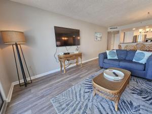 507 South Hampton condo