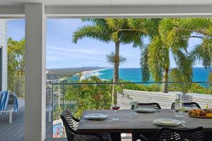 Ocean View Beach House - Pet Friendly, Pool & 5mins to the Beach