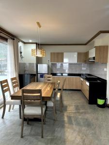 Pame Lakeview Apartment