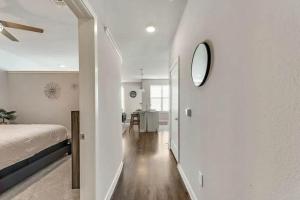 Upgraded 1BD Pool HWY121 McKinney - MCK104