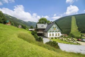Pension Slunečnice & Panorama Restaurant Farma