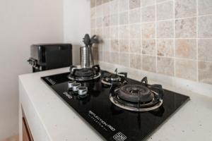 Chic Bali Apartment with Pool, Beach & Relaxation