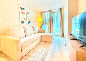 Uptown Parksuites BGC