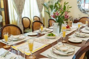 Chanoud House