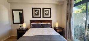 Water side Town house on the canal