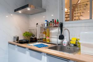 Minimal House Maximum Happiness