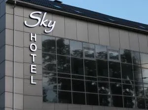 Sky Hotel - 第聂伯罗