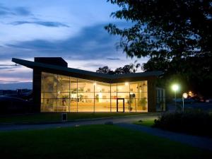 8 person holiday home on a holiday park in Gråsten