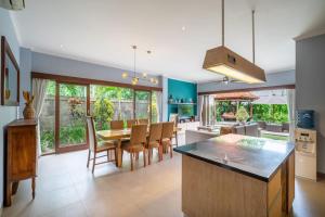 Villa Sunset-Near Seminyak Pool Free Airport Xfer