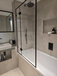 Modern 1-Bedroom flat in Nine Elms