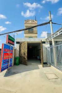 Hoàng Gia 2 Motel Long An