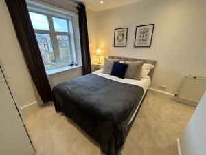 Bright and Serene Third-Floor Apartment in the Heart of Westbourne Grove