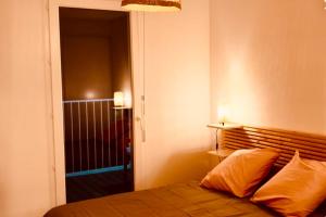 Bright and quiet apartment near attractions