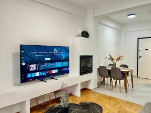 New fresh looking Apt in Athens